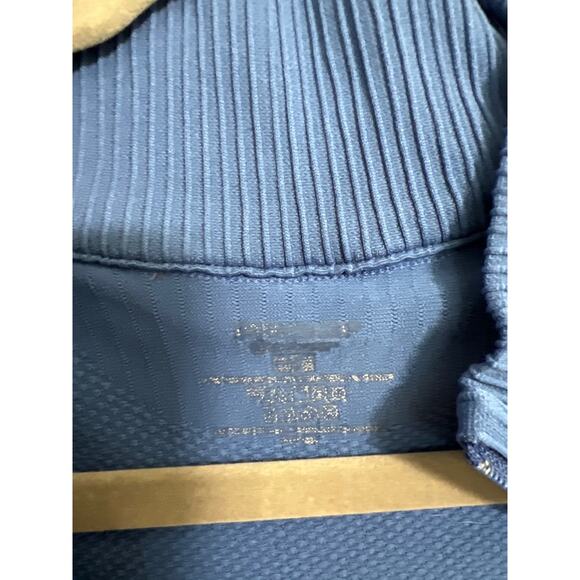 Patagonia size medium blue 1/4 zip baselayer top - Picture 4 of 4
